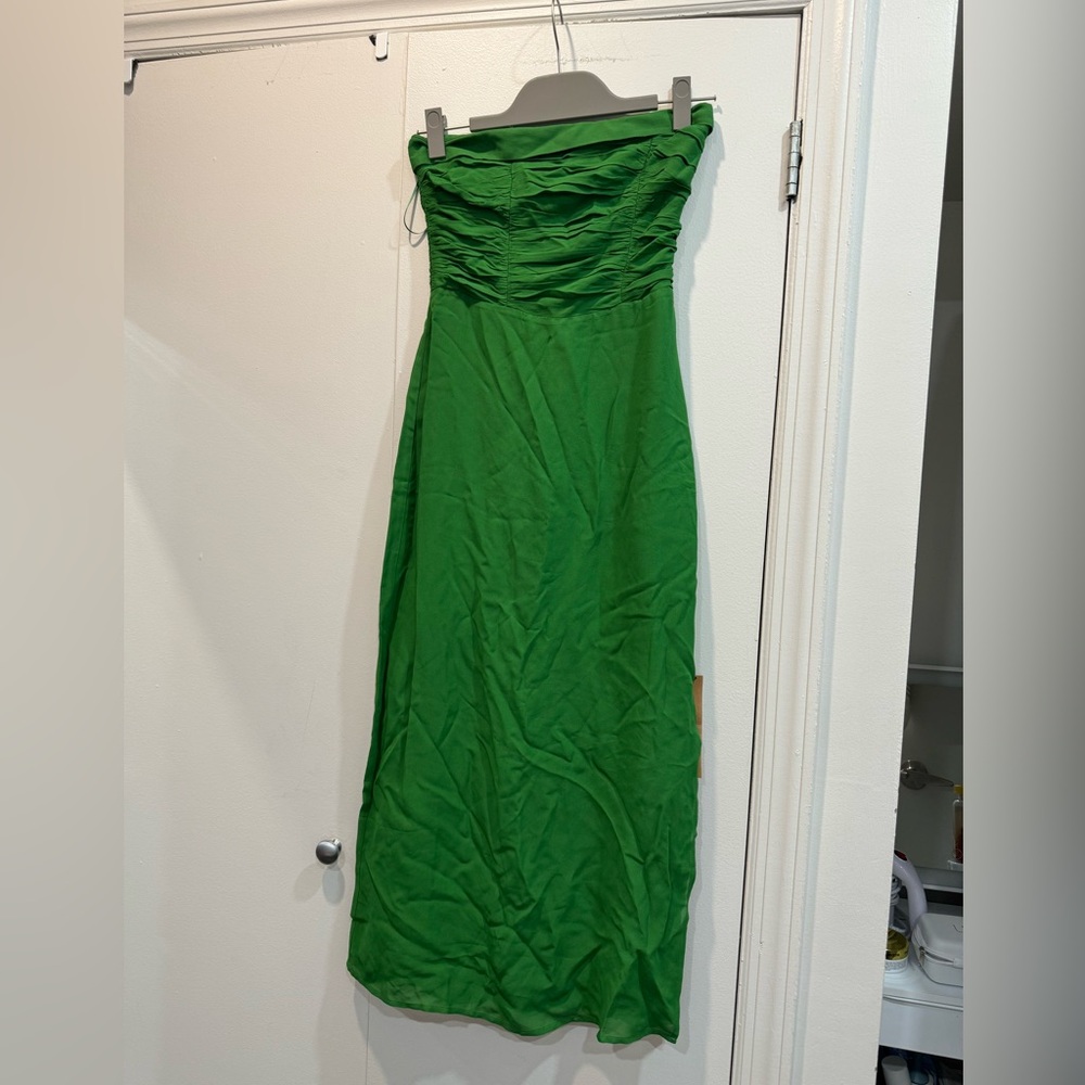 NWT Green reformation dress SIZE 2
